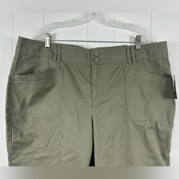 NWT Gloria Vanderbilt Plus Size 18W Olive Green Capris Pants Mid rise 100 Cotton - Picture 7 of 10